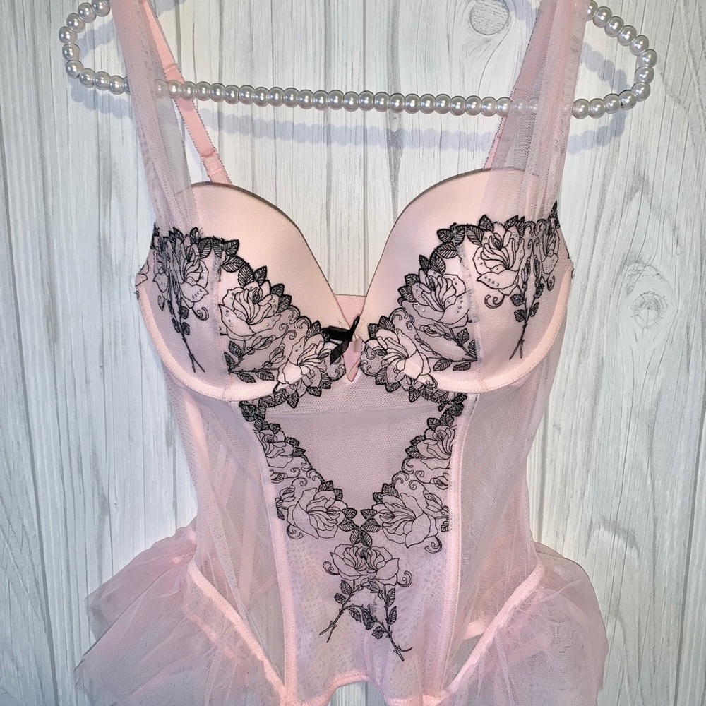 Brand new pink Victoria secret corset
